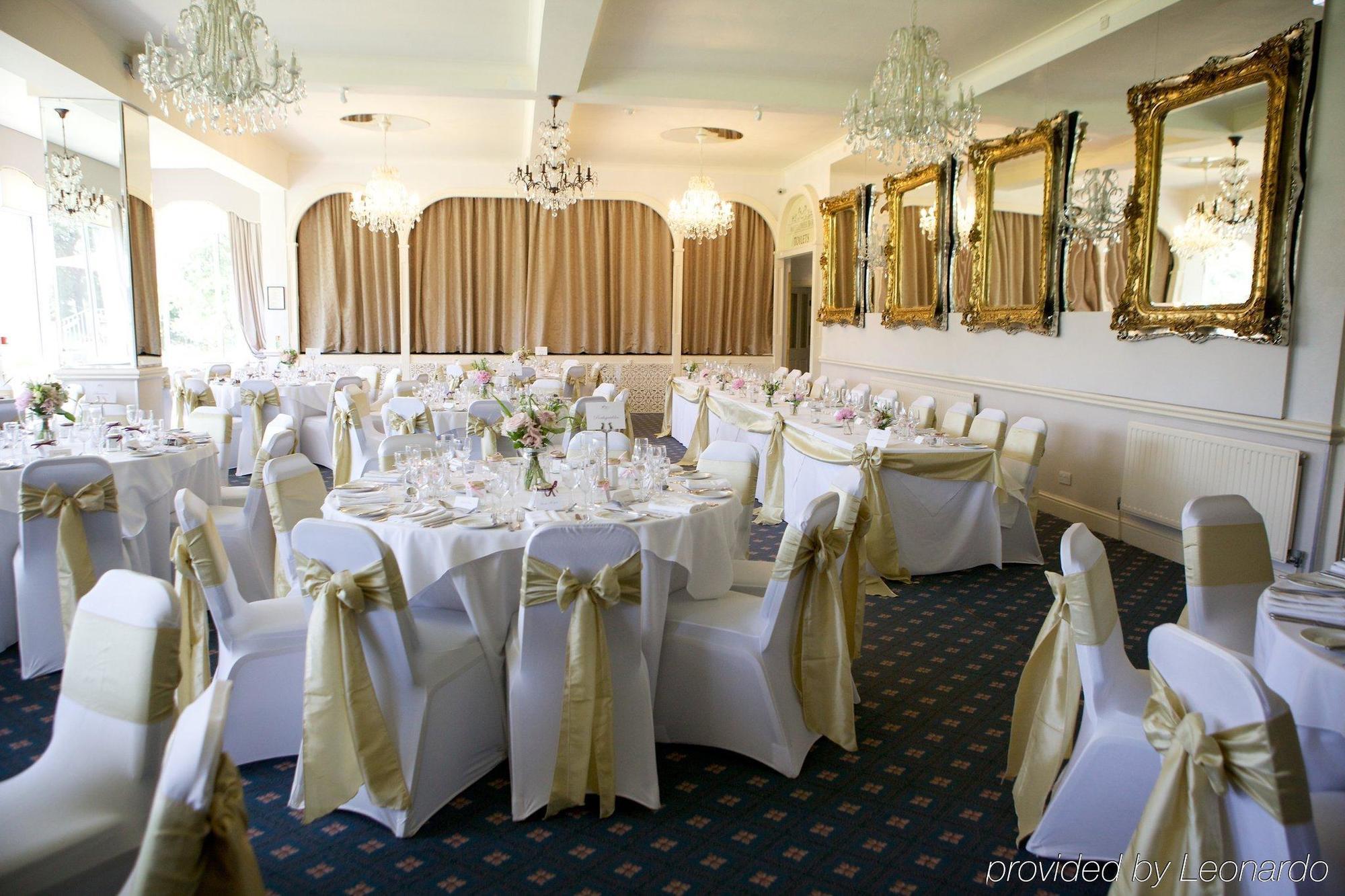 Moorland Garden Hotel เยลเวอร์ตัน ภายนอก รูปภาพ