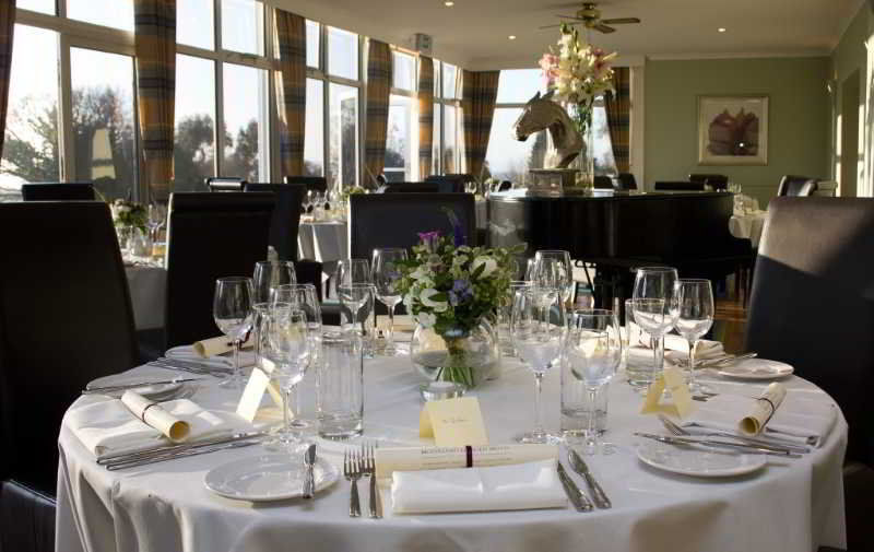 Moorland Garden Hotel เยลเวอร์ตัน ภายนอก รูปภาพ