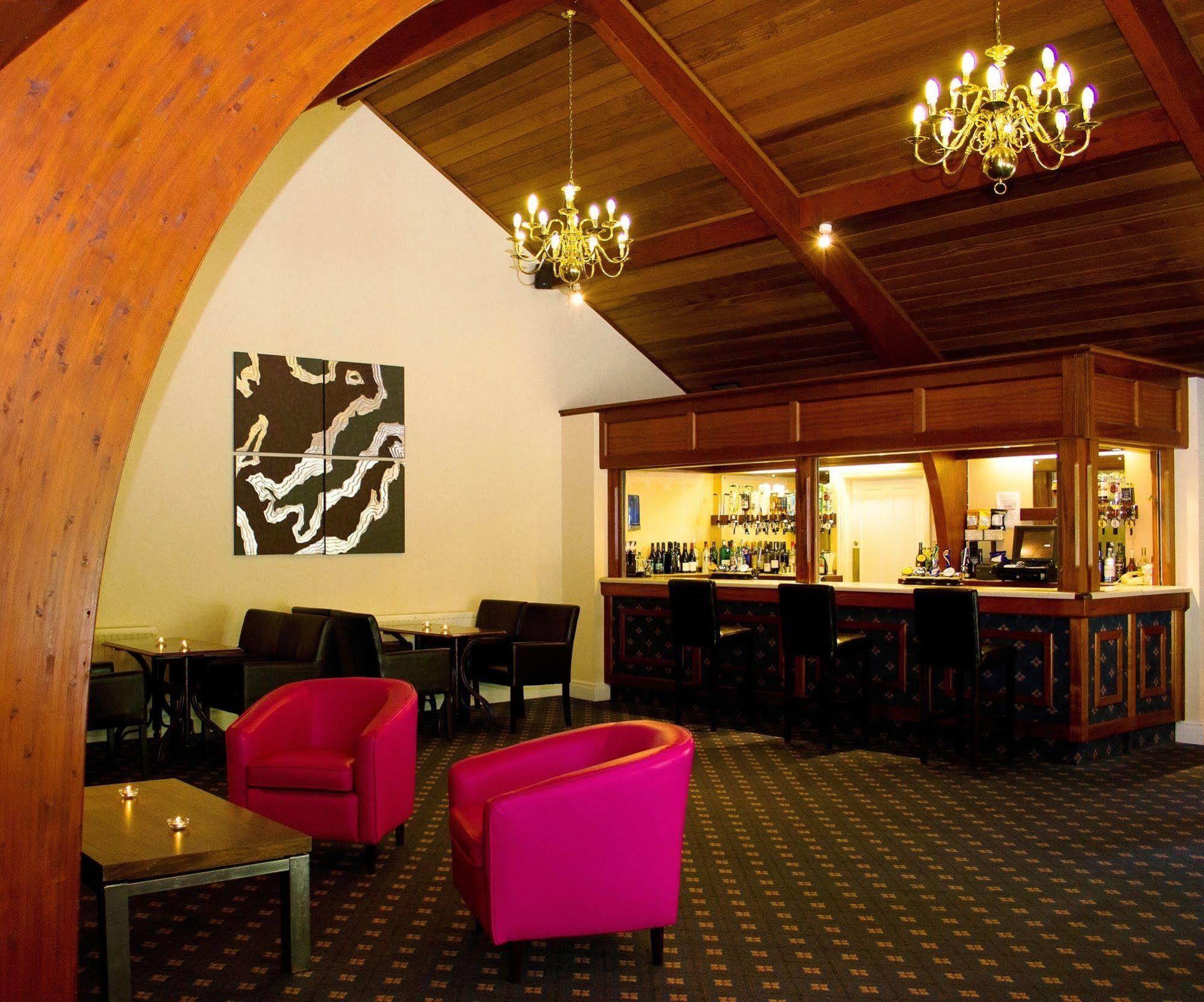 Moorland Garden Hotel เยลเวอร์ตัน ภายนอก รูปภาพ